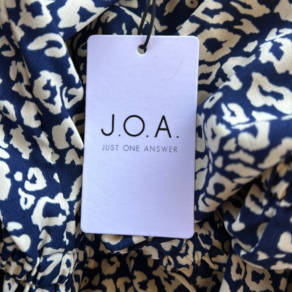 Shopbop- J.O.A - Animal Print Jumpsuit- NWT Large - Picture 5 of 5